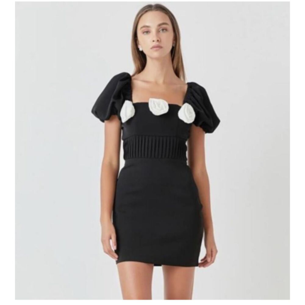 Endless Rose Corsage Puff Sleeve Mini Dress Black White XS Rosette Flower